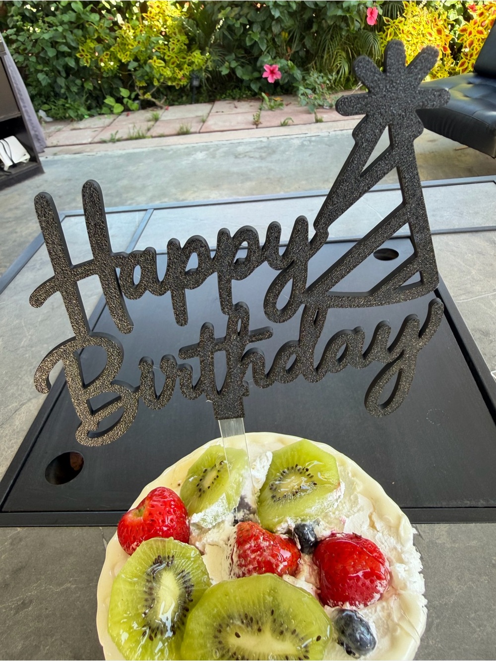 HAPPY BIRTHDAY CAKE TOPPER – PARTY HAT DESIGN